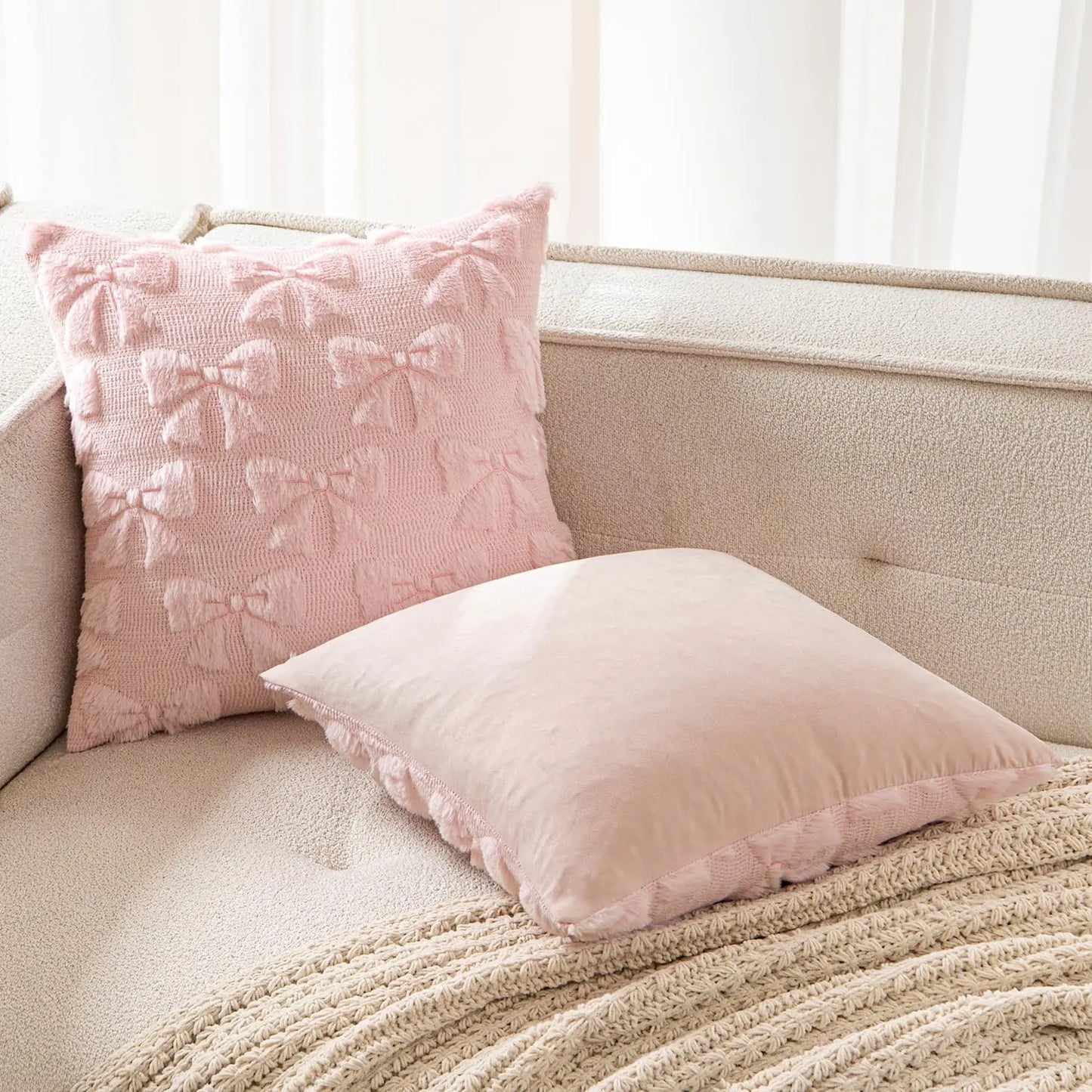 Daisy Bloom™ Cushion Cover