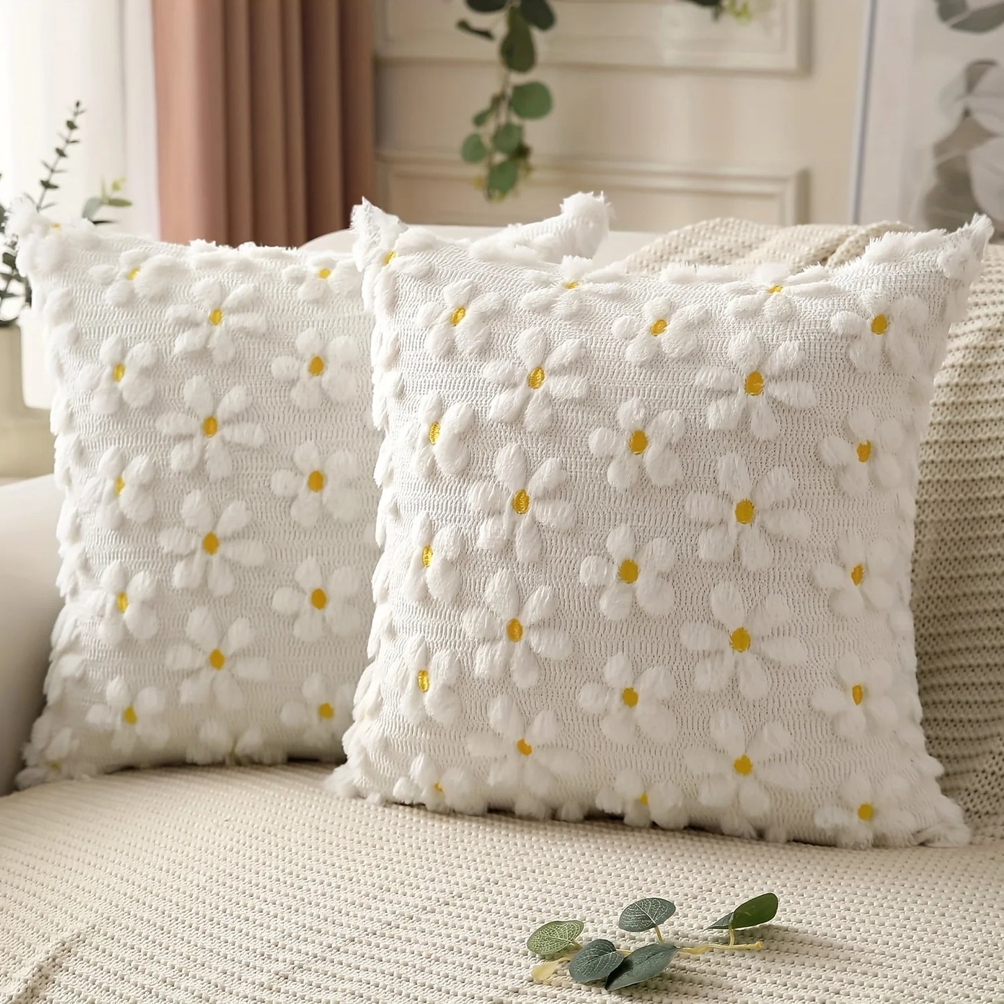 Daisy Bloom™ Cushion Cover